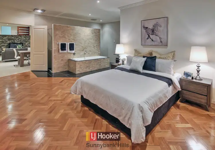 Fourth view of Homely house listing, 7 Avonlea Place, Eight Mile Plains QLD 4113