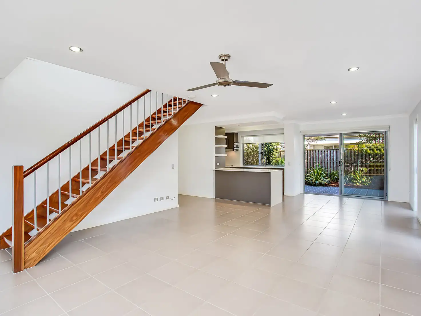 Main view of Homely townhouse listing, 39 Barcelona Way, Burleigh Waters QLD 4220