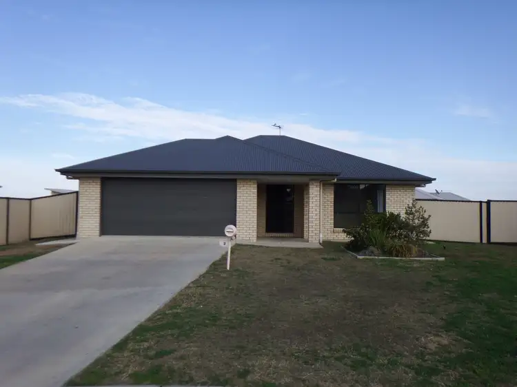 13 Lockyer Crescent, Roma QLD 4455