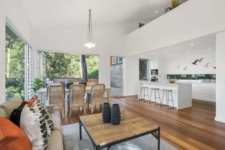Second view of Homely house listing, 8 William Street, Avalon Beach NSW 2107