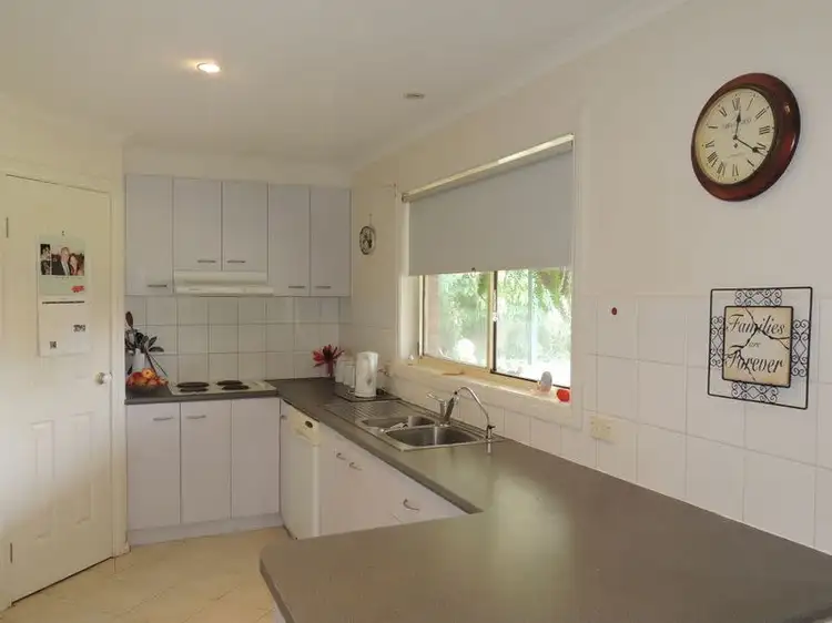 Third view of Homely unit listing, 2/66 Poole Boulevard, Swan Hill VIC 3585