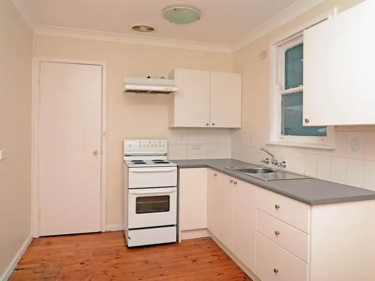 Second view of Homely house listing, 11 Green Hills Avenue, Woodberry NSW 2322