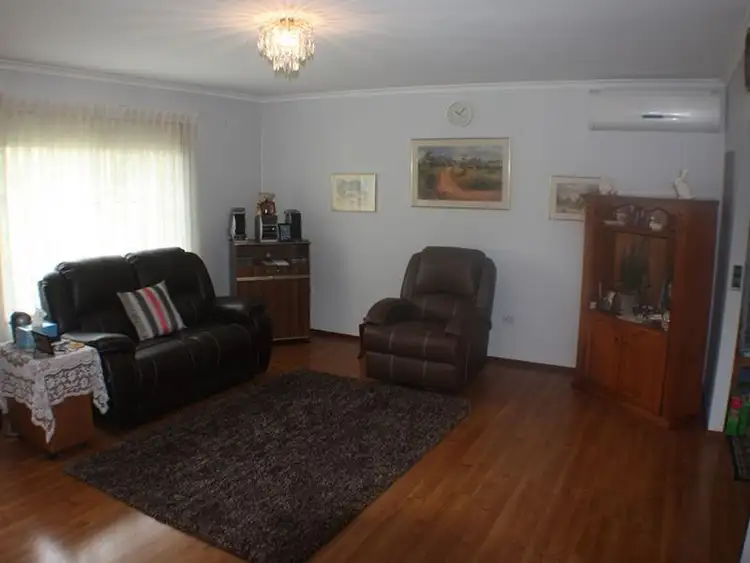 Fifth view of Homely house listing, 2 Peterson Close, Kincumber NSW 2251