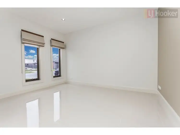 Second view of Homely house listing, 60 Biltmore Crescent, Roxburgh Park VIC 3064