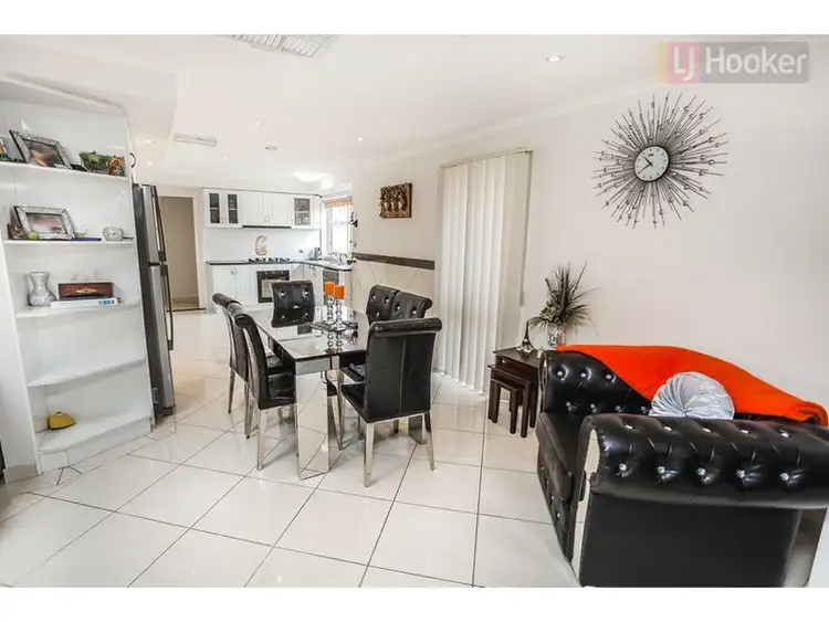 Sixth view of Homely house listing, 19 Knight Court, Meadow Heights VIC 3048