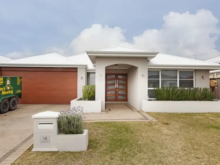 Second view of Homely house listing, 18 Riviera Turn, Piara Waters WA 6112