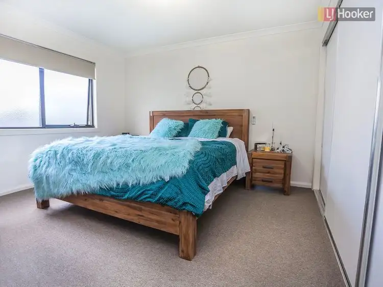 Sixth view of Homely townhouse listing, 28 Folger Rd, Craigieburn VIC 3064