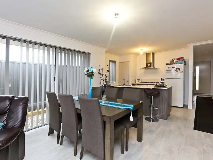 Sixth view of Homely house listing, 10 Corbin Lane, Baldivis WA 6171