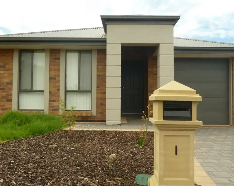 1 Doudney Avenue, Evanston Gardens SA 5116