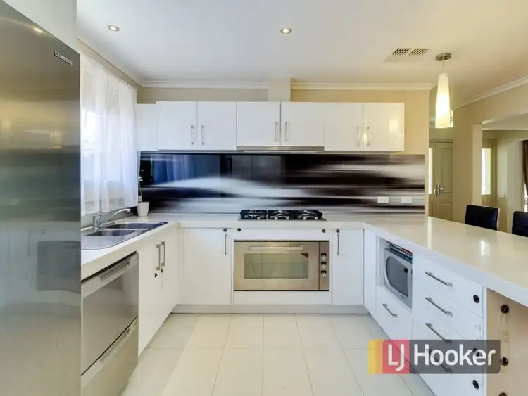 Fifth view of Homely house listing, 13 Howson Close, Endeavour Hills VIC 3802