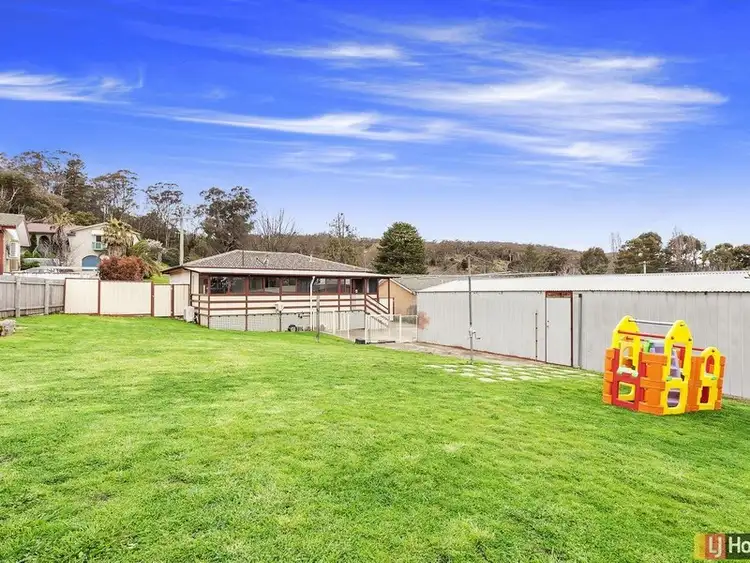 Fourth view of Homely house listing, 27 Elizabeth Crescent, Queanbeyan NSW 2620
