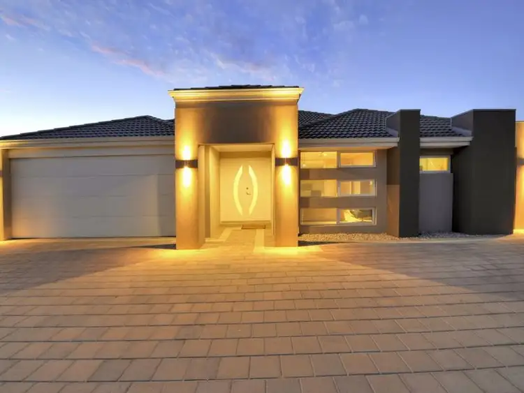 Sixth view of Homely house listing, 6 Splendens Turn, Halls Head WA 6210