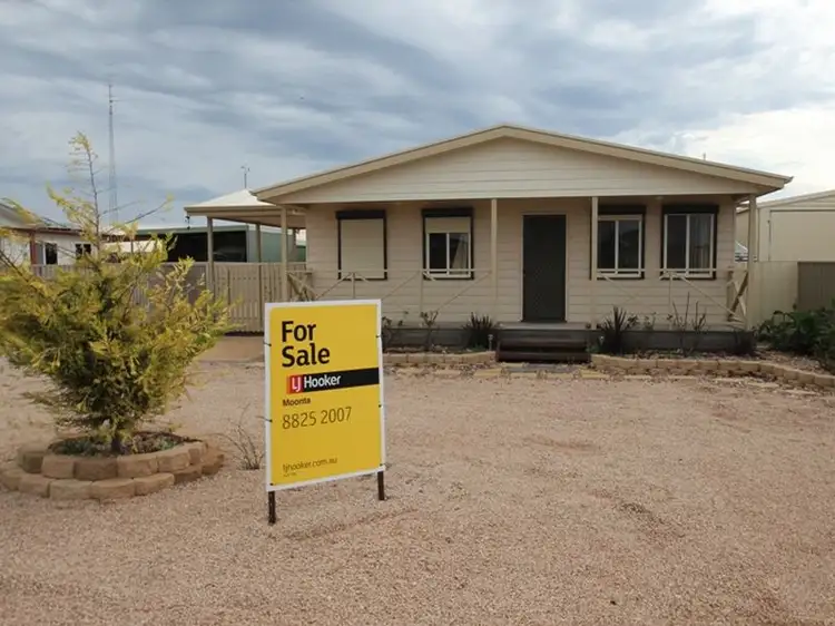 6 Reynolds Street, Moonta Bay SA 5558