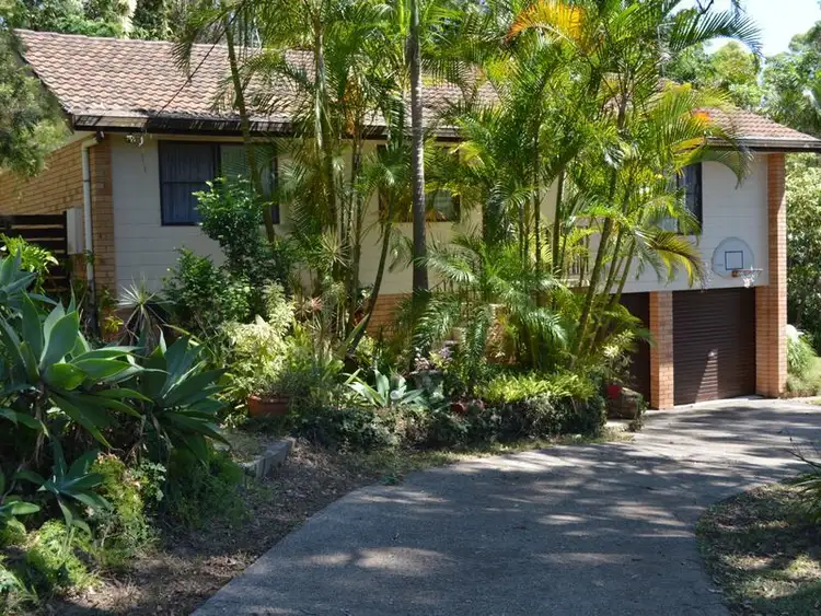 6 Wattle Place, Sandy Beach NSW 2456