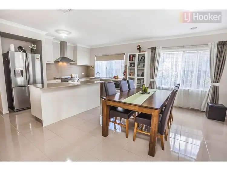 Sixth view of Homely house listing, 47 Biltmore Crescent, Roxburgh Park VIC 3064