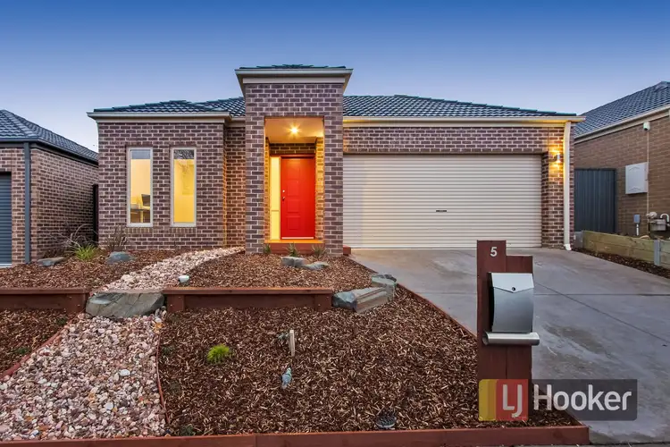 5 Perry Court, Pakenham VIC 3810