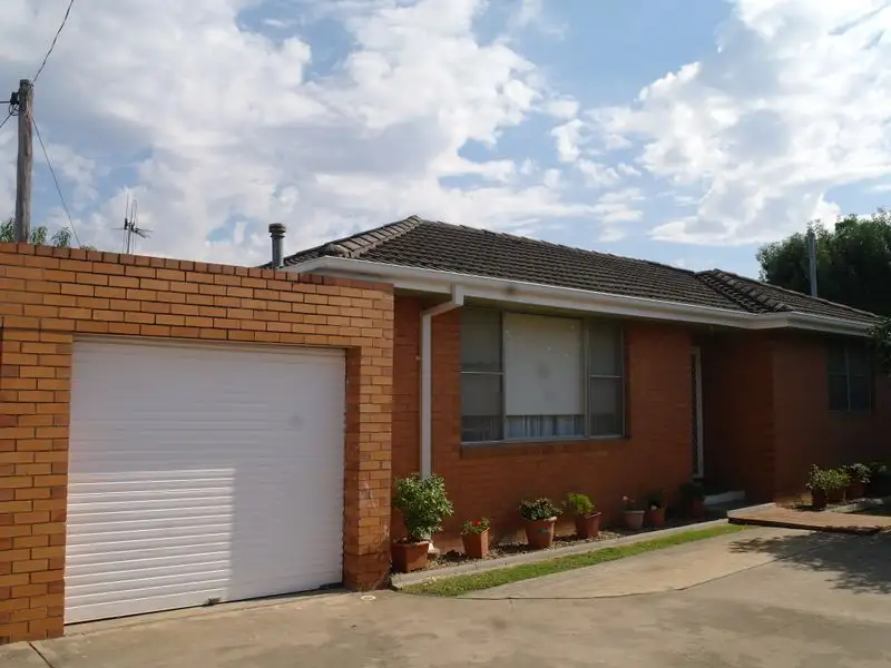 Main view of Homely unit listing, 2-5 Perth Street, Benalla VIC 3672