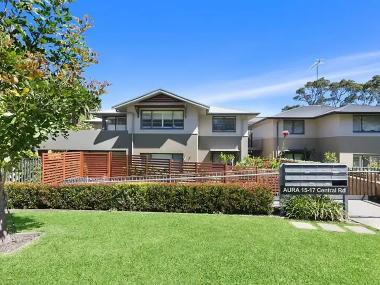 Second view of Homely apartment listing, 2/15-17 Central Road, Avalon NSW 2107