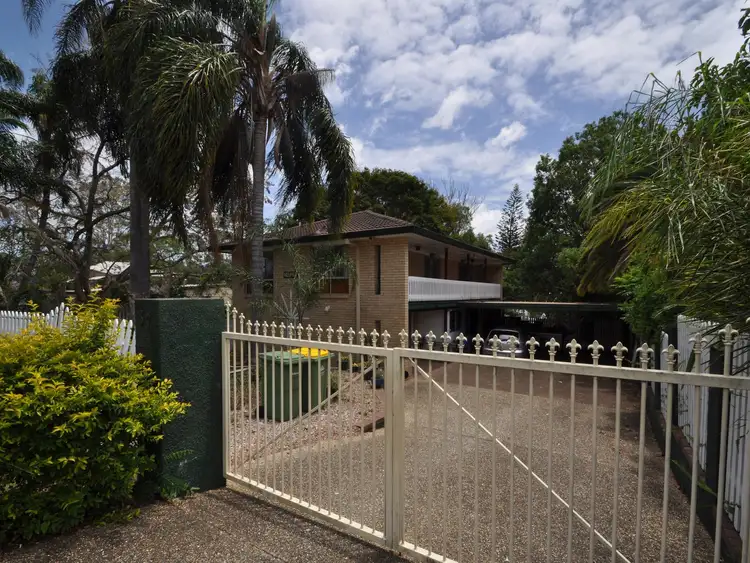 37 Laughlin Street, Kingston QLD 4114