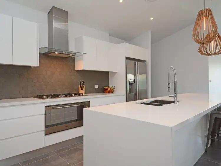 Sixth view of Homely house listing, 3 Hinchinbrook Close, Ashtonfield NSW 2323