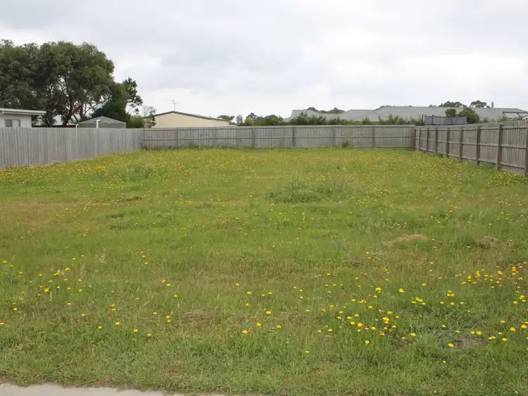 6 Honeyeater Circuit, Inverloch VIC 3996