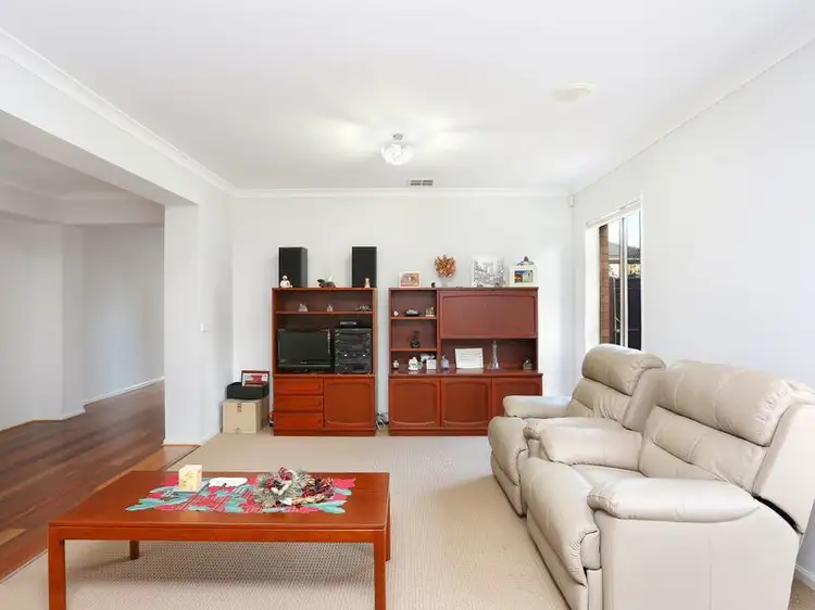 Second view of Homely house listing, 10 Bloomingdale Court, Sanctuary Lakes VIC 3030