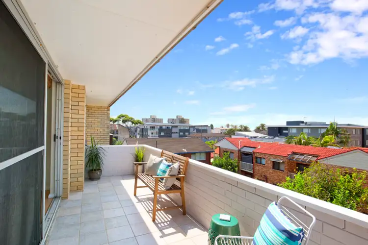 Main view of Homely unit listing, 12/10 Mactier Street, Narrabeen NSW 2101