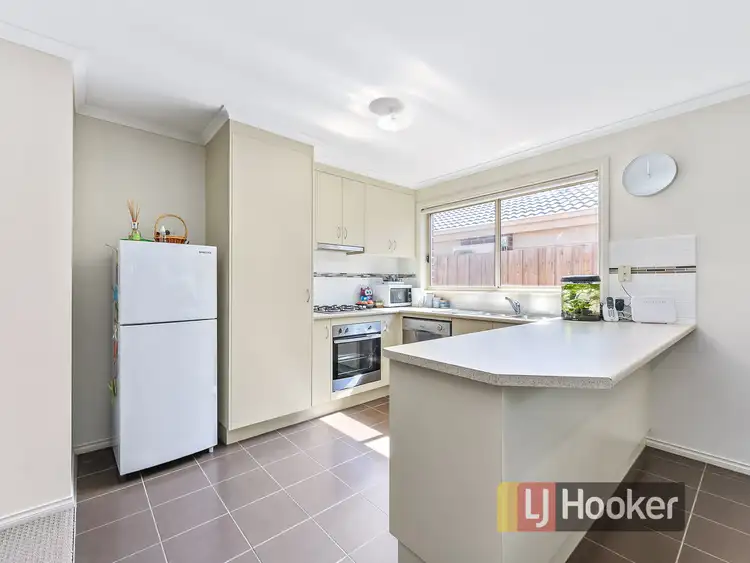 Third view of Homely house listing, 7/8 McClenaghan Place, Pakenham VIC 3810