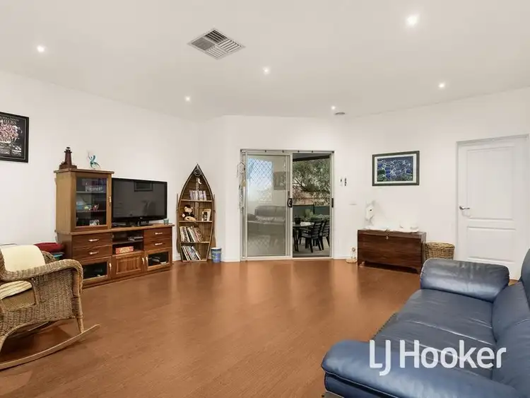 Fifth view of Homely house listing, 8 Isaacs Walk, Point Cook VIC 3030