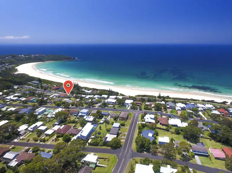 71 Mitchell Pde, Mollymook NSW 2539