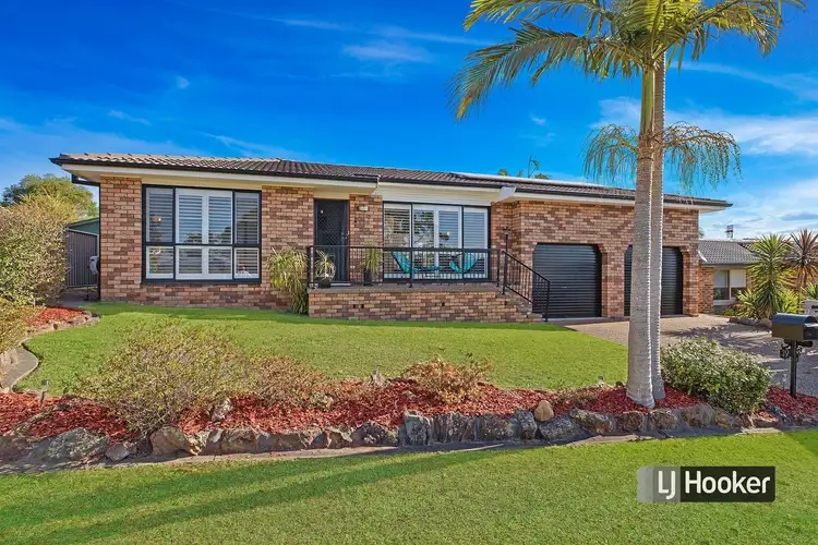 39 Premier Way, Bateau Bay NSW 2261