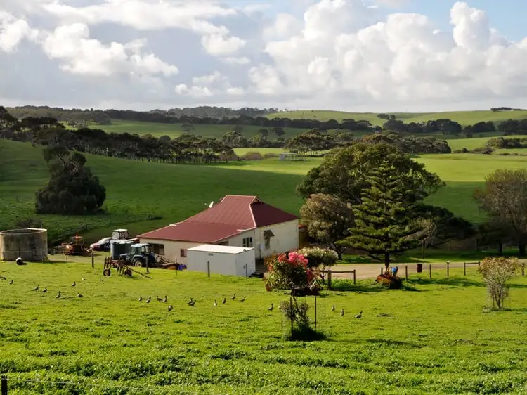 78 Old Telegraph Rd (off Glenford Gully Rd), Middleton SA 5213