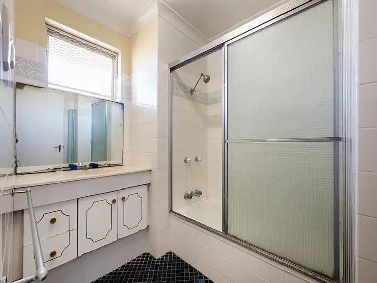 Fifth view of Homely unit listing, 28/15 Bellevue Terrace, St Lucia QLD 4067