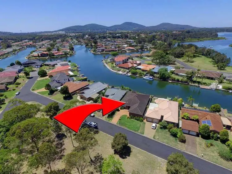 16 Supply Ave, Forster NSW 2428
