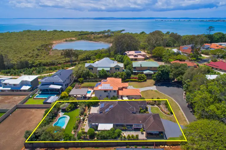 10 Ivory Lane, Ormiston QLD 4160