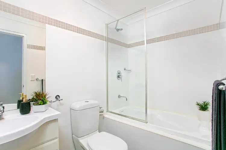 Fifth view of Homely unit listing, 17/2-10 Hawkesbury Avenue, Dee Why NSW 2099