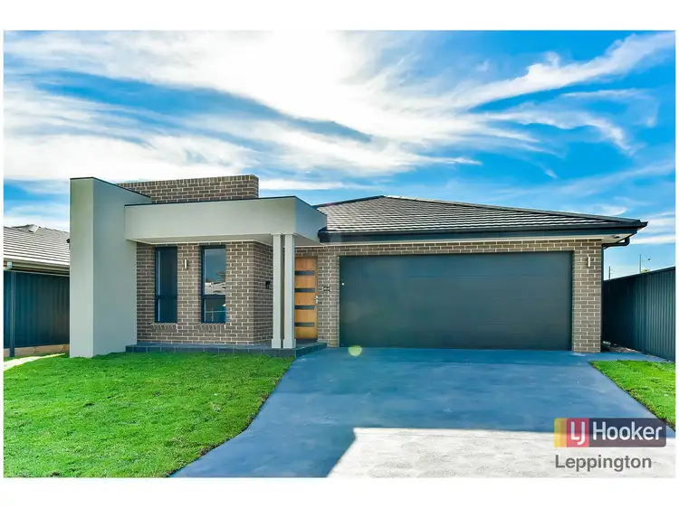 15 Goodluck Circuit, Cobbitty NSW 2570