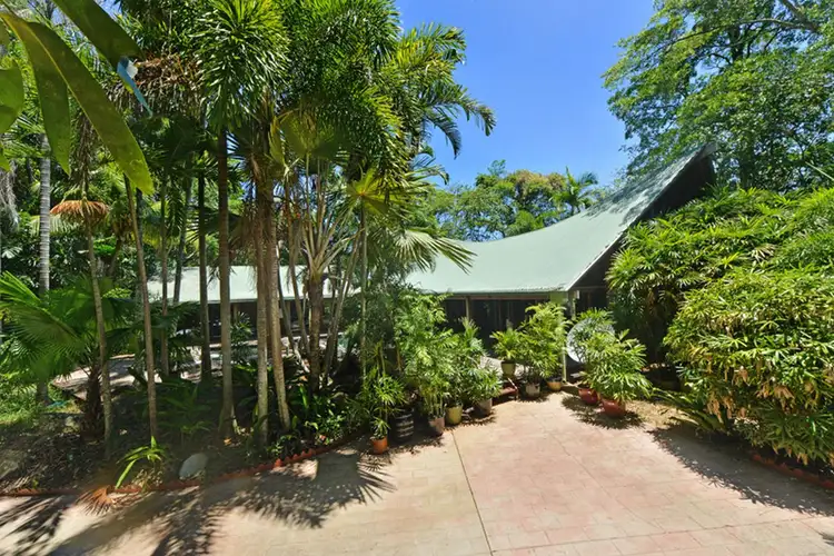 438 Brinsmead Road, Brinsmead QLD 4870