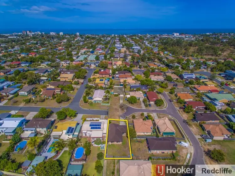 Second view of Homely house listing, 5 Spinny Court, Margate QLD 4019