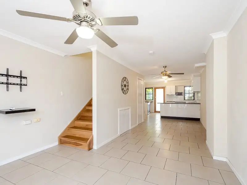 Main view of Homely unit listing, Unit 6/21 Charles Street, West Gladstone QLD 4680