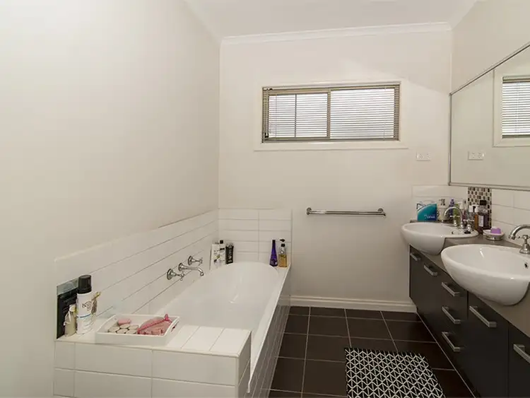 Third view of Homely townhouse listing, 6/1227 Heatherton Road, Noble Park VIC 3174
