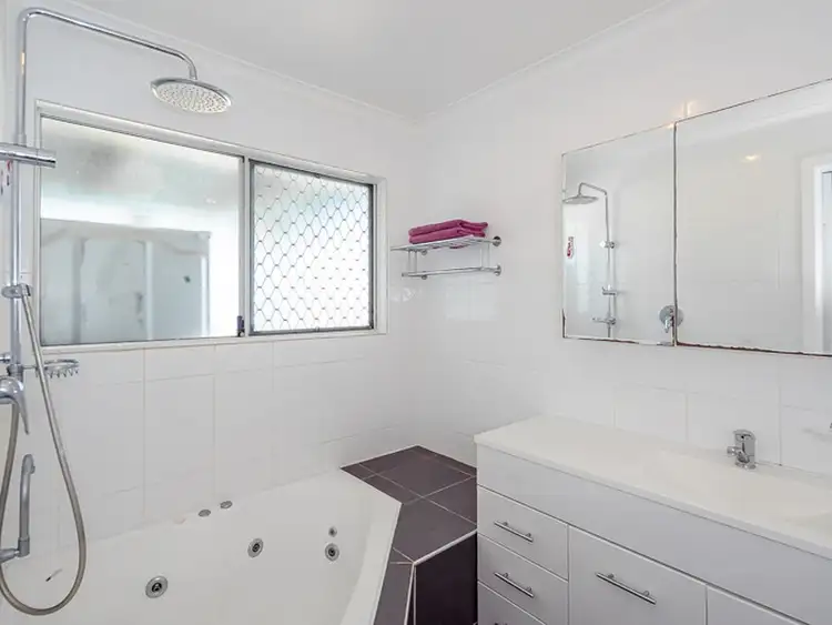 Seventh view of Homely house listing, 10 Saturn Crescent, Telina QLD 4680