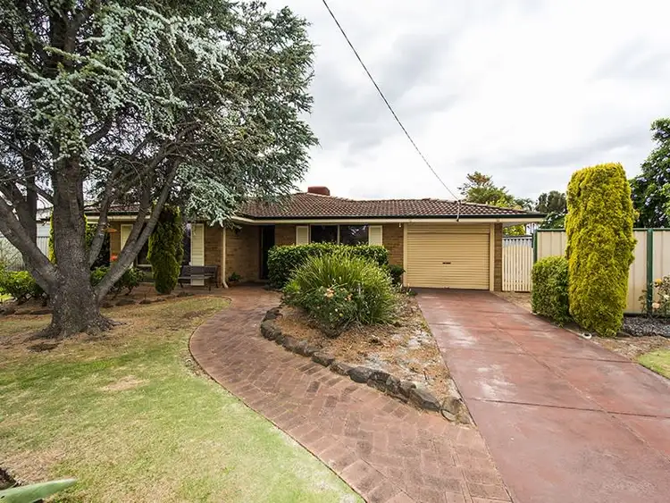 9 Smith Crescent, High Wycombe WA 6057