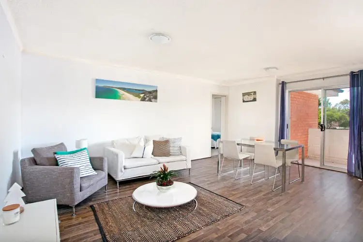 Main view of Homely unit listing, 10/7 Clarence Avenue, Dee Why NSW 2099