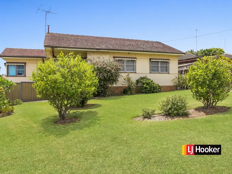 11 Adina Street, Seven Hills NSW 2147