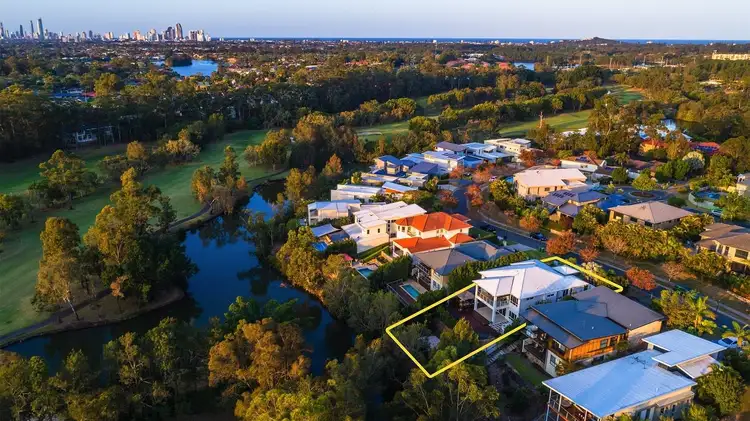 6 Lyra Court, Robina QLD 4226