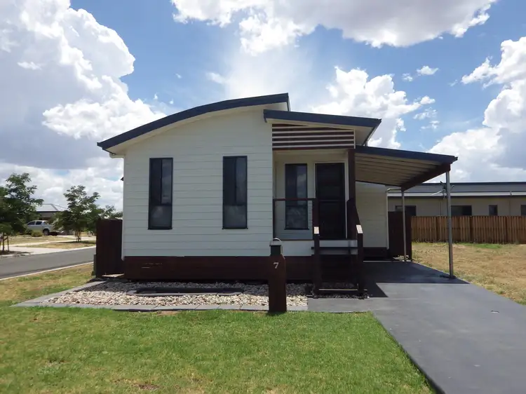 7 Acacia Court, Roma QLD 4455