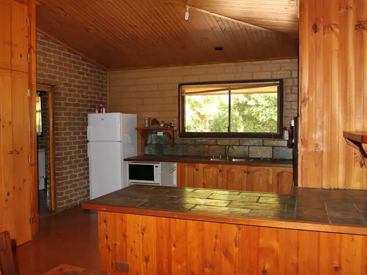 Seventh view of Homely house listing, 19 Weeks Crt, Alexandra VIC 3714