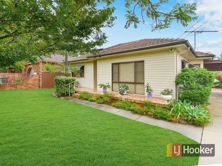 13 Frank St, Guildford NSW 2161