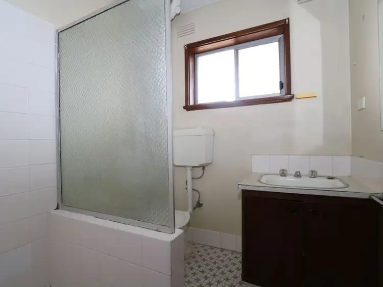 Sixth view of Homely unit listing, Unit 3/69 Beckwith Street, Wagga Wagga NSW 2650